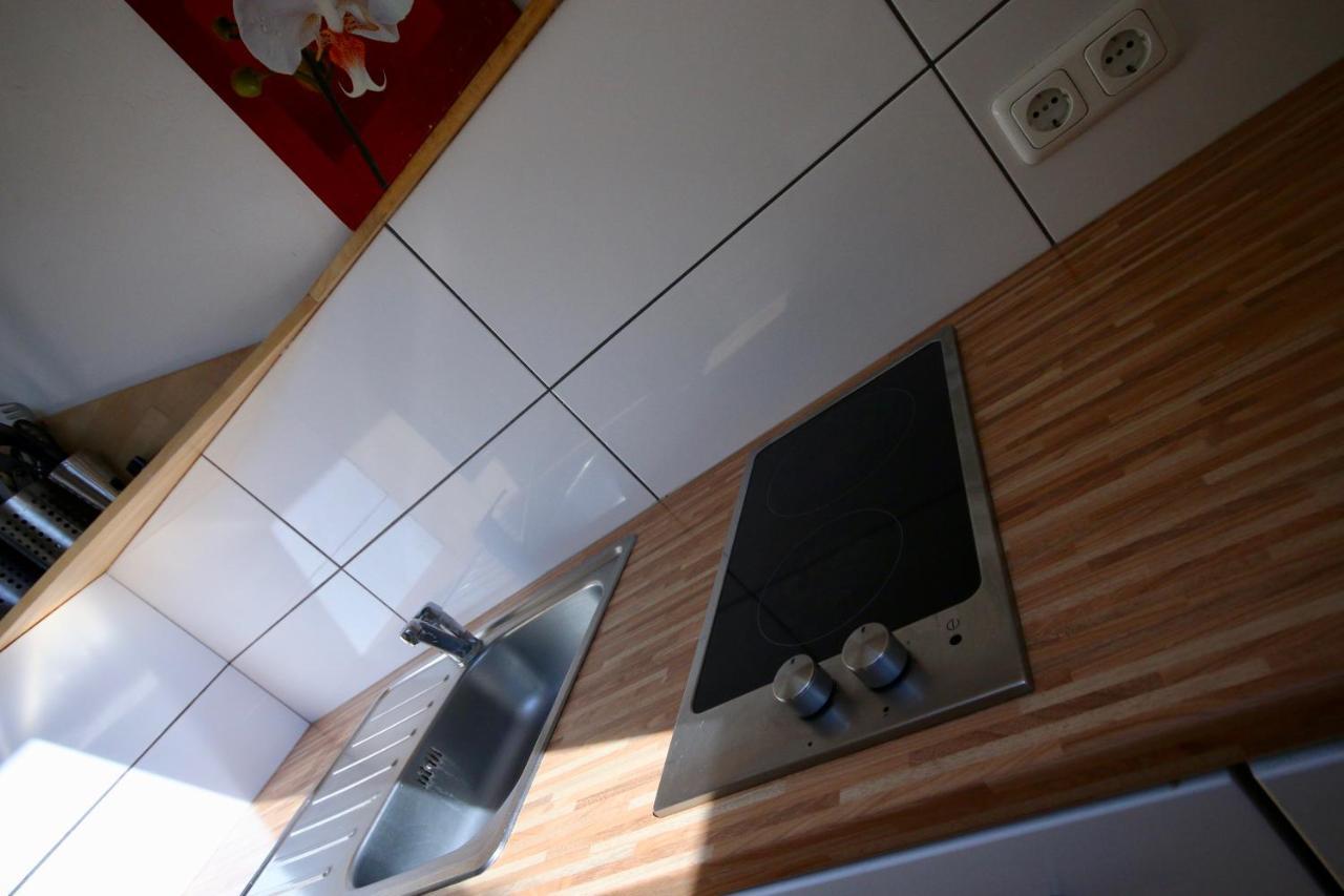 Moderne Studio Apartments Und 4 Zimmer Wohnungen In Oberhausen, Ideal Fuer Geschaeftsreisende Und Monteure Extérieur photo