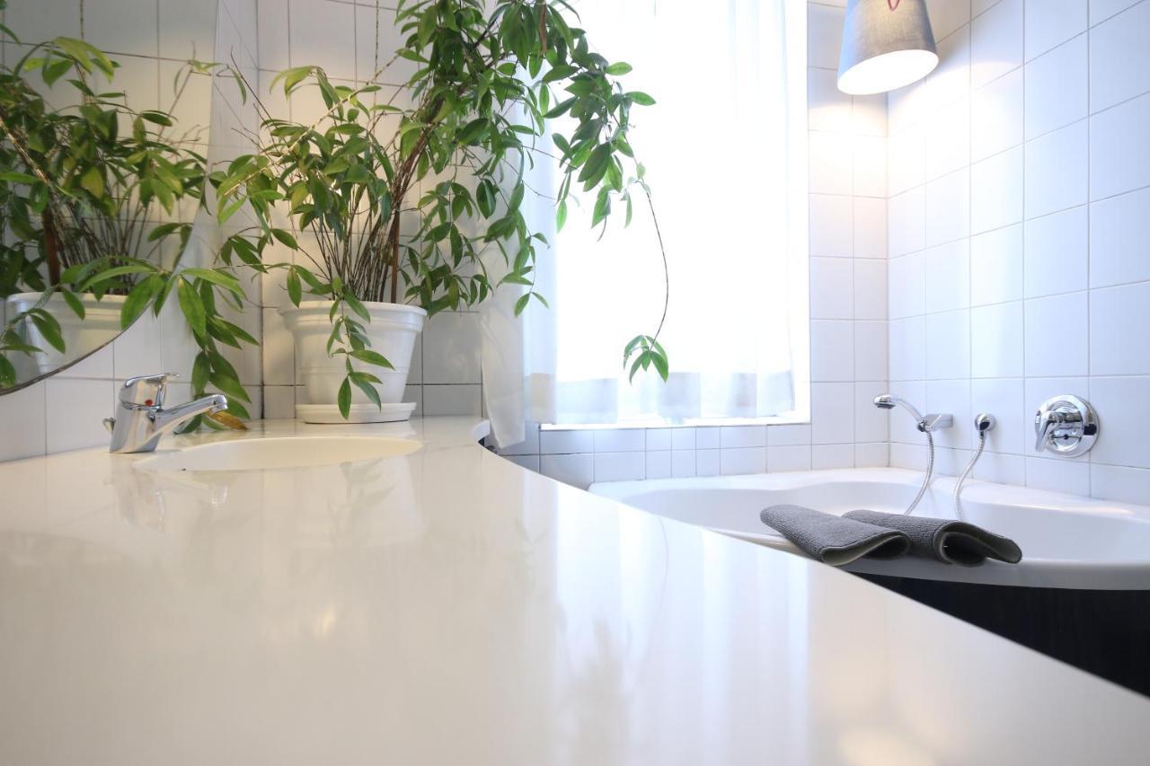 Moderne Studio Apartments Und 4 Zimmer Wohnungen In Oberhausen, Ideal Fuer Geschaeftsreisende Und Monteure Extérieur photo